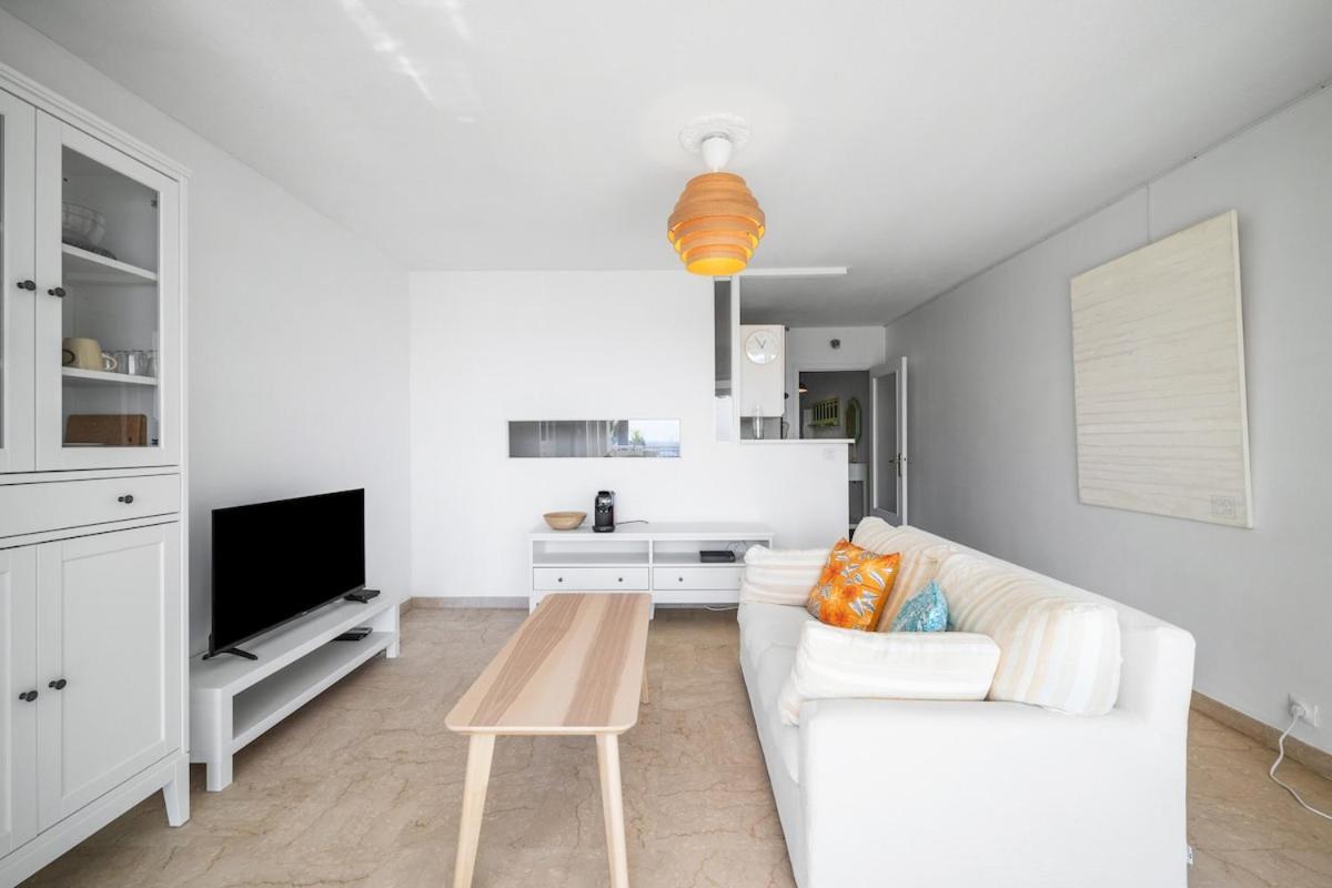 Appartement L'horizon - Vue - Terrasse - Parking Prive - Calme